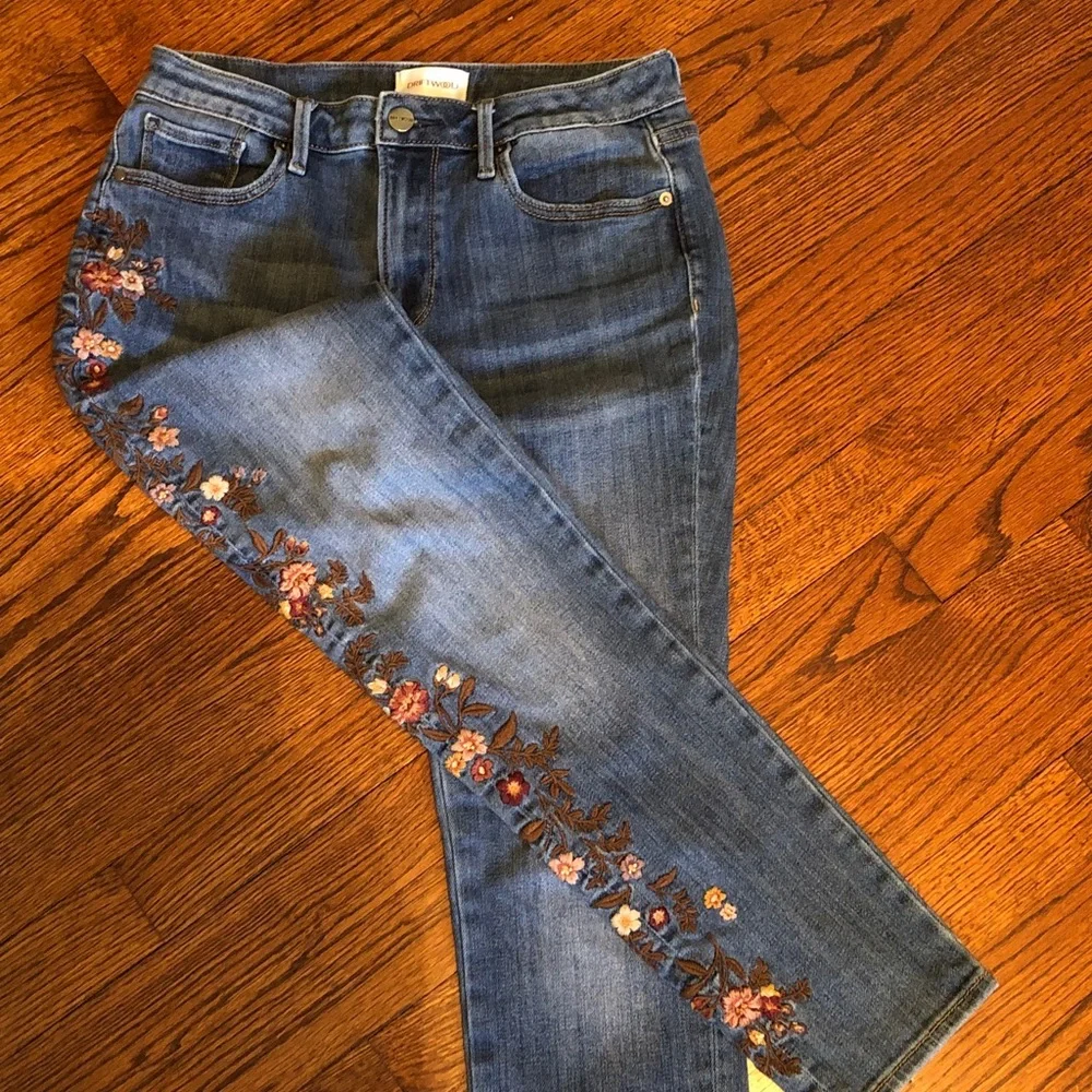 DRIFTWOOD Jackie High Rise Floral Embroidered jeans - Picture 8 of 8